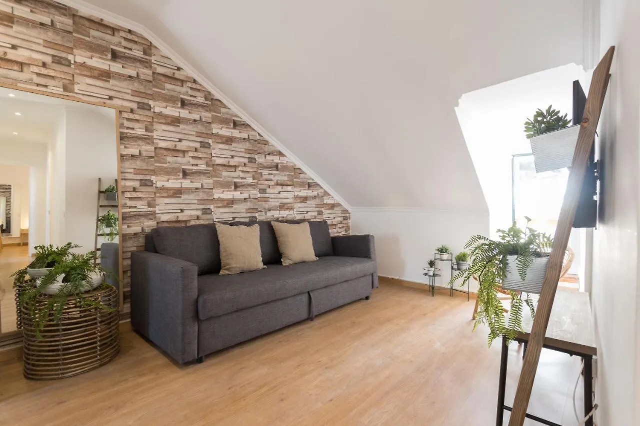 Rato Cozy 3Br W/Balcony - By Lu Holidays Apartment Lisbon Portugal