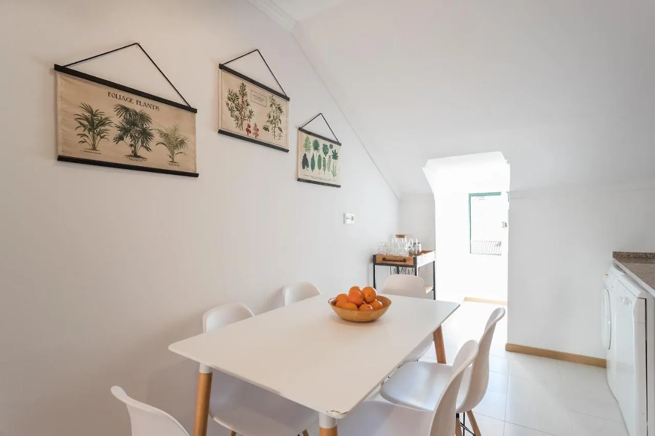 Rato Cozy 3Br W/Balcony - By Lu Holidays Apartment Lisbon
