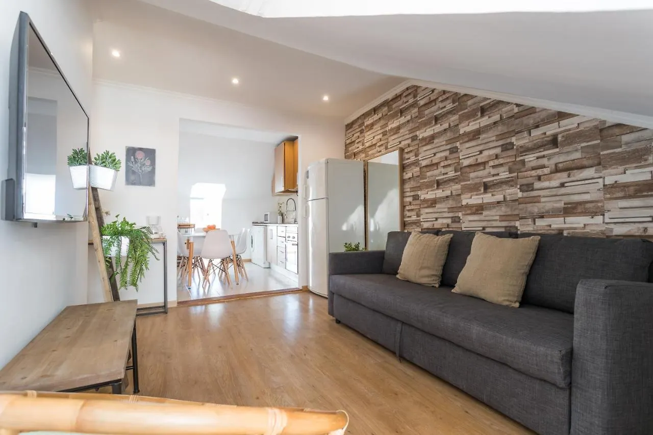 Rato Cozy 3Br W/Balcony - By Lu Holidays Apartment Lisbon 0*,  Portugal