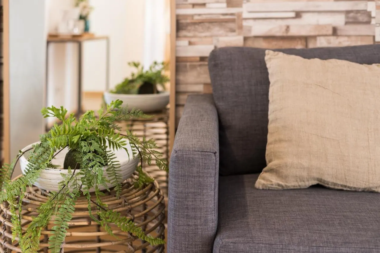 Rato Cozy 3Br W/Balcony - By Lu Holidays Apartment Lisbon